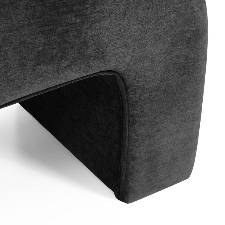 https://assets.wfcdn.com/im/43139830/resize-h755-w755%5Ecompr-r85/2331/233165704/Steven+Upholstered+47%22+Bench.jpg